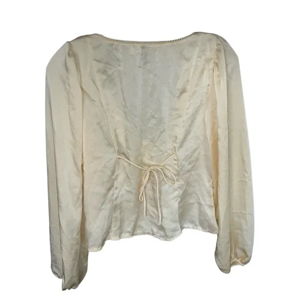 Divided Elegant Blouse Small Cream Fitted with Puff long Sleeves Vee neckline - Picture 3 of 9